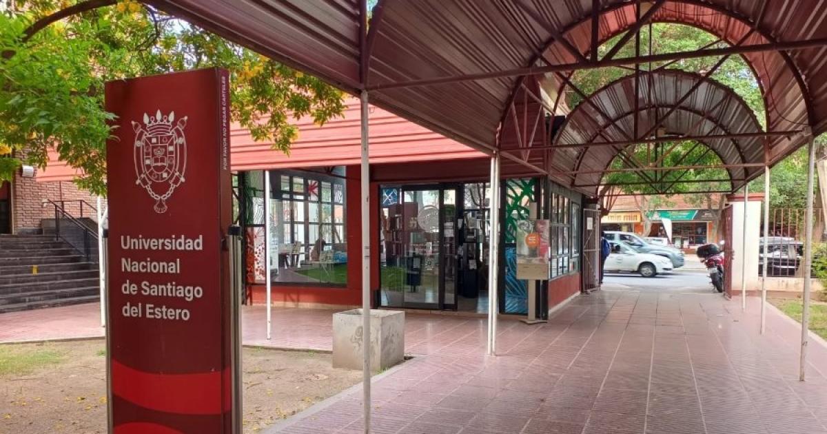 En defensa de la educacioacuten puacuteblica y la ciencia la UNSE se suma a la Marcha Federal