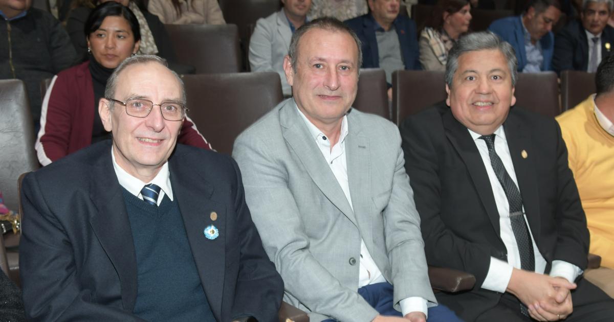 VELADA DE GALA POR EL 53deg ANIVERSARIO DE LA UNSE