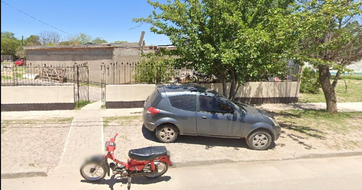 Pareja amenazoacute con cuchillo a la madre de compantildeera de su hija