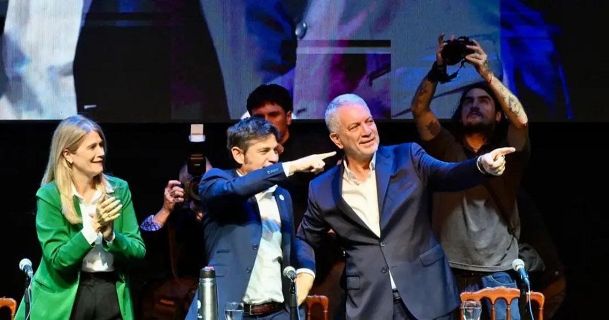 Kicillof encabezoacute un acto en medio de la tensioacuten con La Caacutempora