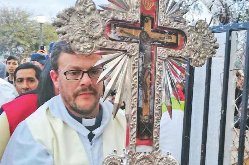 Padre Sergio Quinzio y la Fiesta de Mailiacuten- Hay que valorar imitar y aprender de esa fe de la gente