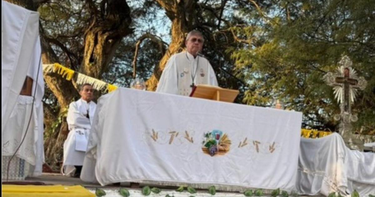 Con fuerza esperanza y vida Mailiacuten recibe a miles de peregrinos