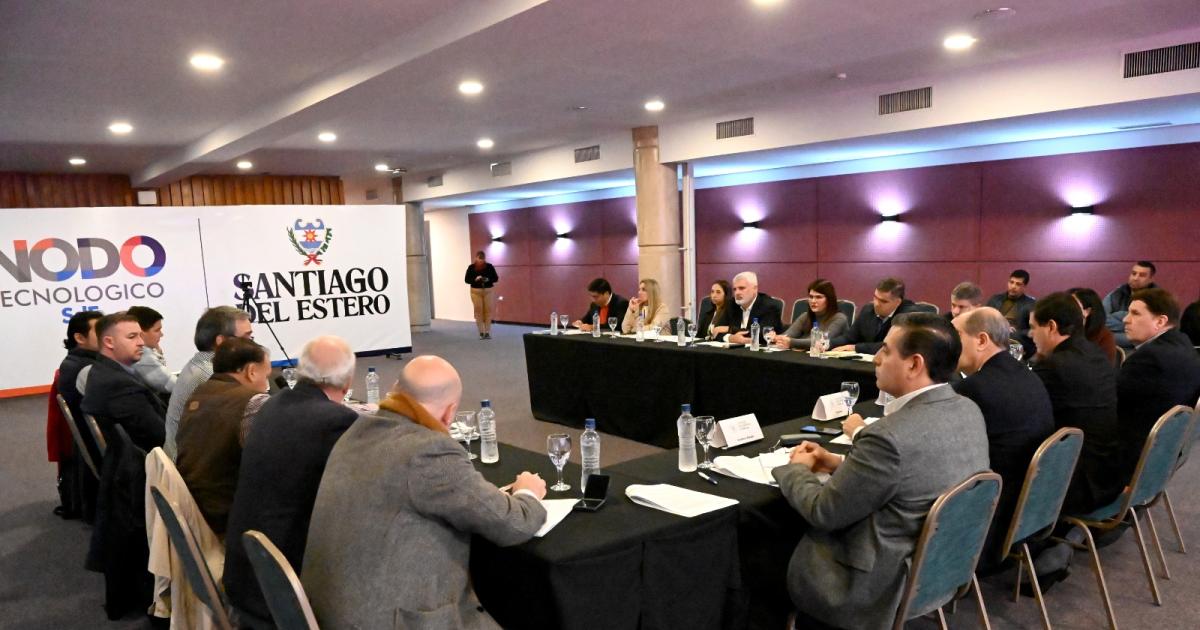 El Consejo Econoacutemico y Social se reunioacute con representantes de sector industrial de la provincia