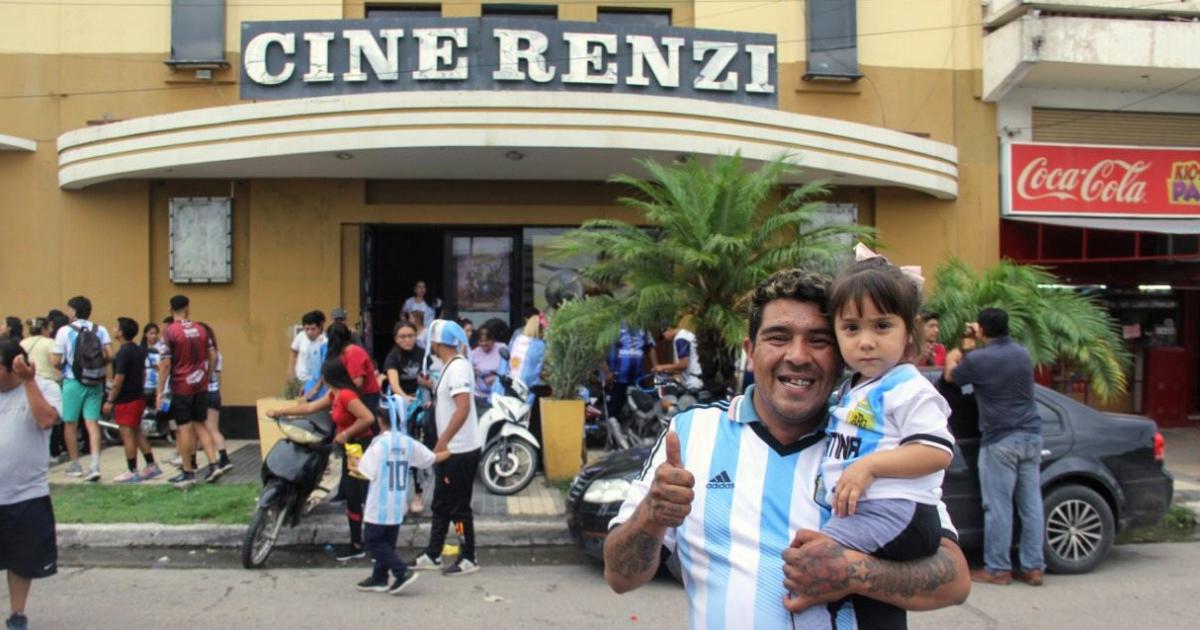 El Renzi invita hoy a jornada para vivir la fiebre del Mundial