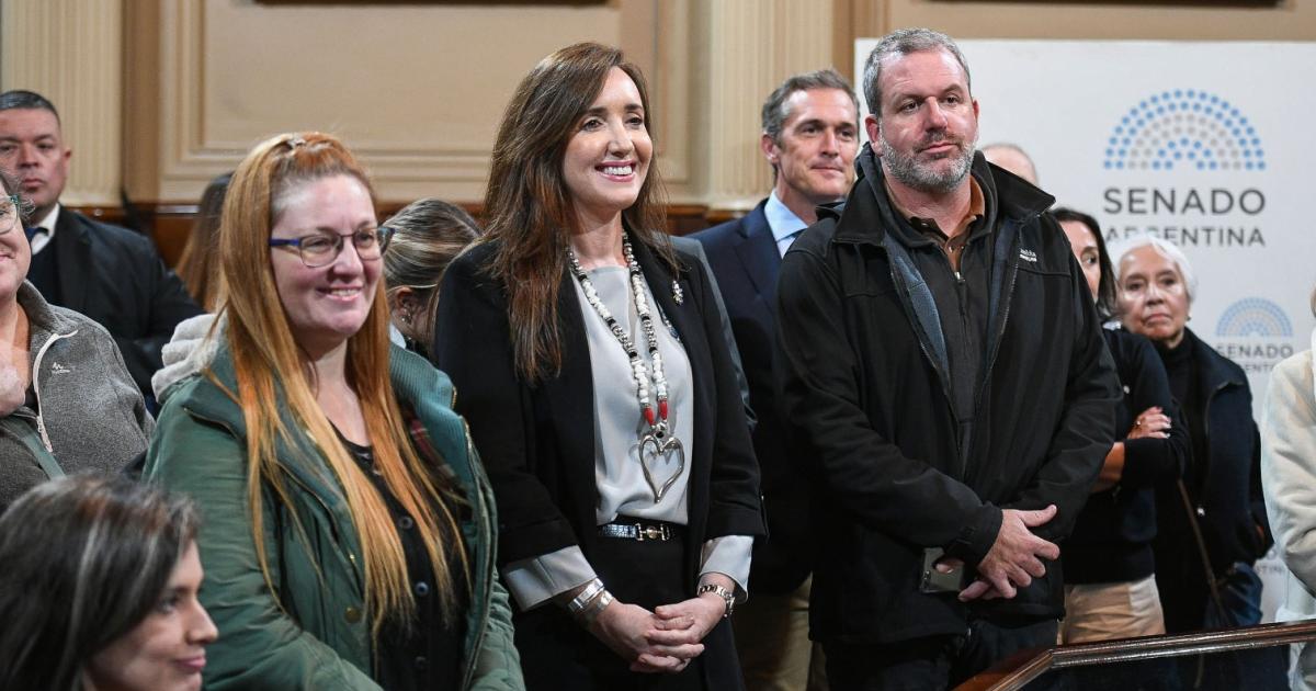 El Palacio Legislativo abrioacute sus puertas para celebrar sus 120 antildeos