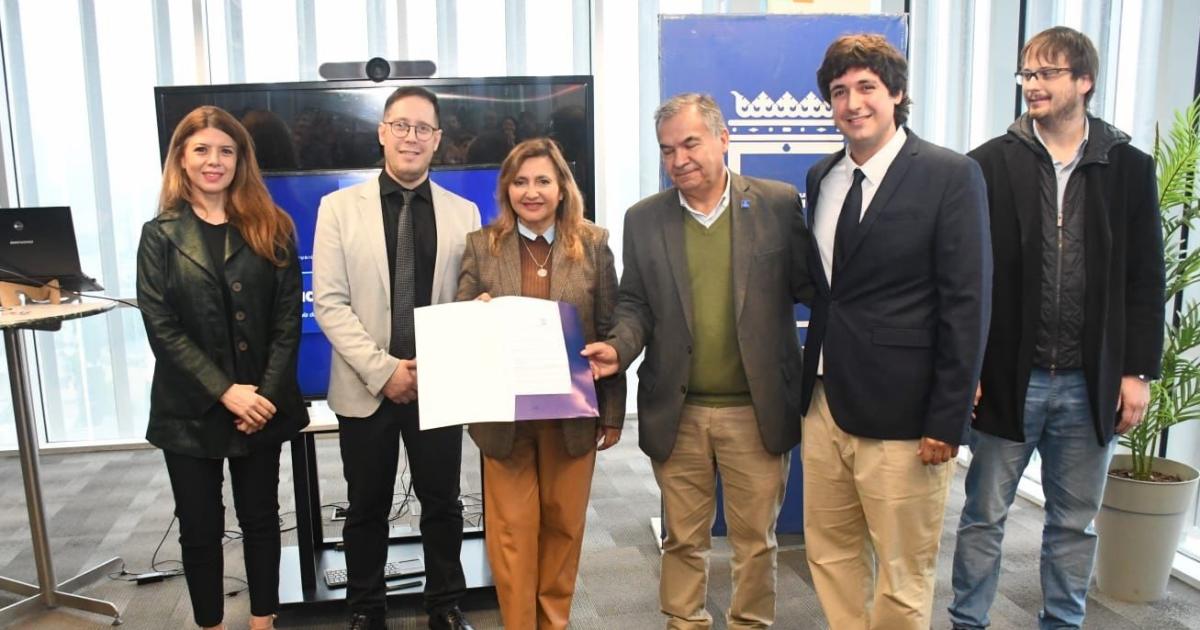 Autoridades lanzan capacitacioacuten sobre IA para municipales