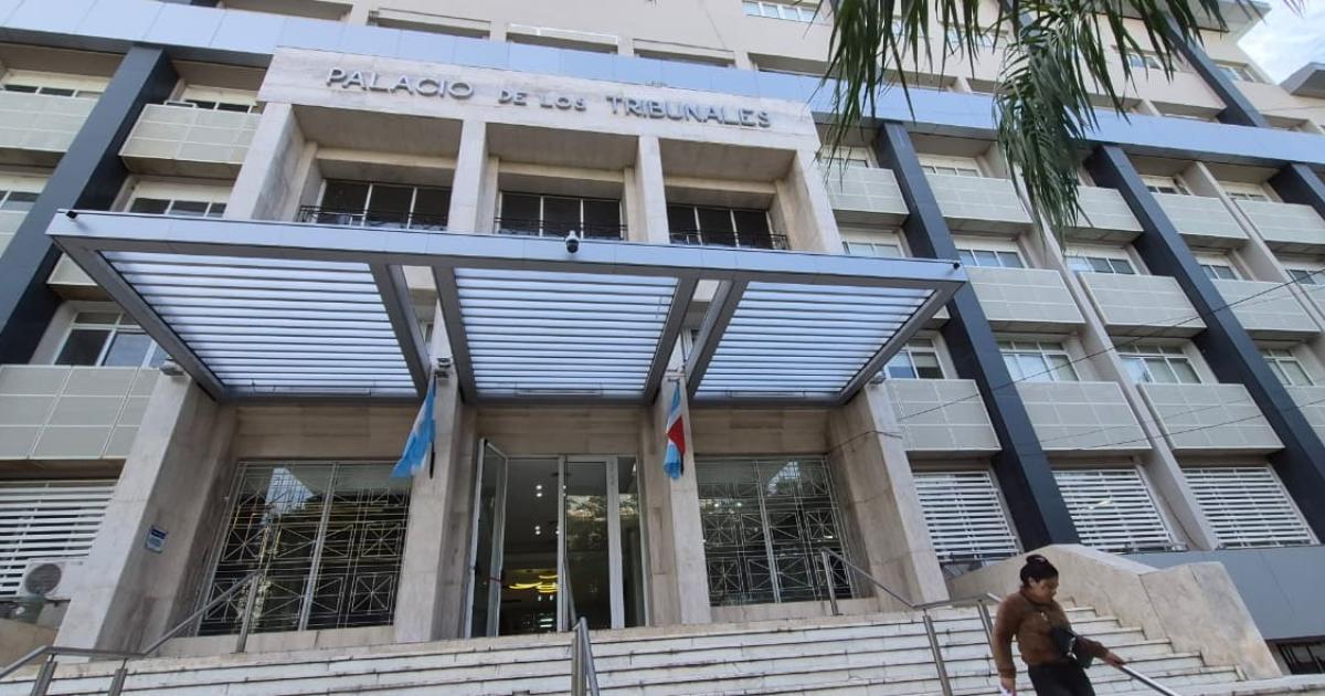 Detienen a dos riojanos por estafa en 35 M a psicoacuteloga del Poder Judicial con acciones de YPF