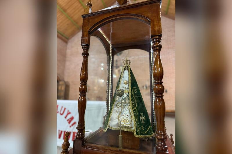 La Virgen de Huachana ya camina hacia Mailiacuten para el esperado encuentro con el Sentildeor de los Milagros