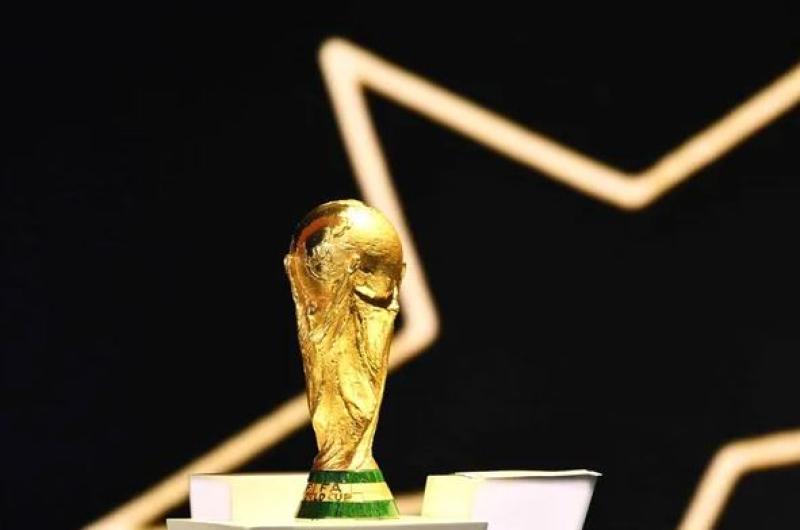 Tras los rumores TyC Sports confirmoacute que televisaraacute el Mundial 2026 