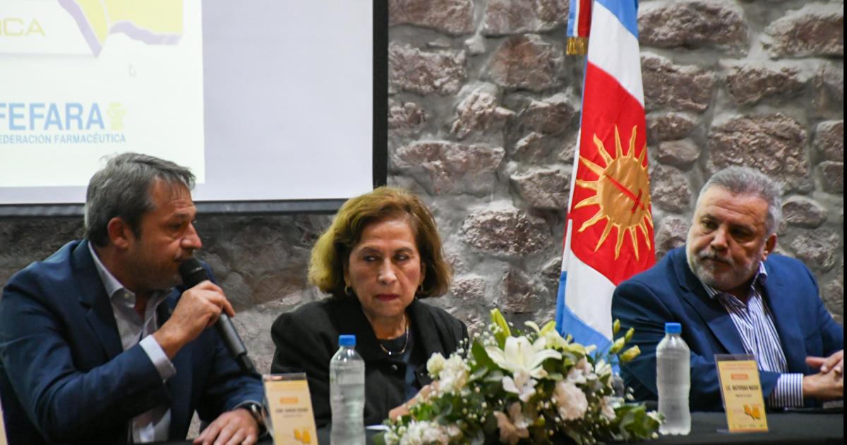 Santiago del Estero fue sede de las 3deg Jornadas Regionales de Farmacia Hospitalaria