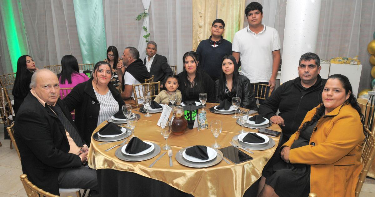 NOCHE MAacuteGICA PARA AINARA