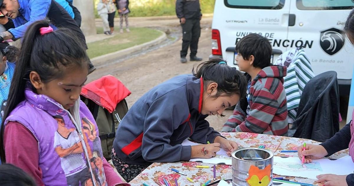 El operativo de integracioacuten social se realizoacute en el Bordm IV Centenario