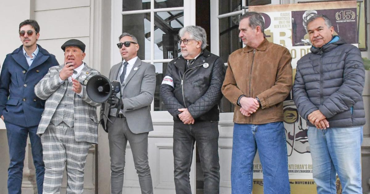 Mario Benavente participoacute del encuentro de motociclistas en el Foacuterum