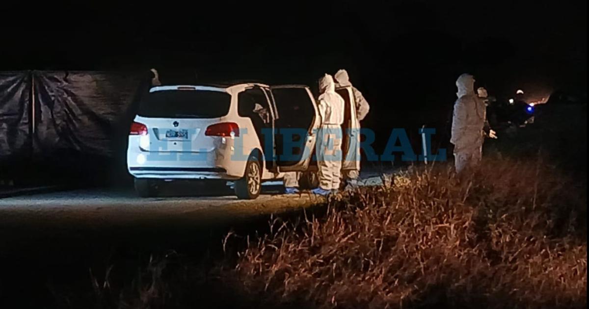 Hallan a comisario hijo de ex alto jefe de la policiacutea con un tiro en la cabeza dentro de su automoacutevil 