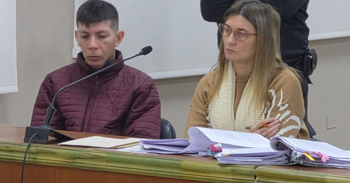 El crimen pasional por una relacioacuten clandestina entre dos hombres comenzoacute a ventilarse en juicio