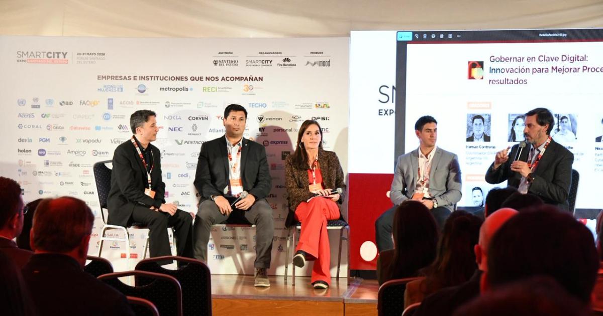 Interesantes exposiciones sobre gobernar en clave digital e innovar para mejorar resultados