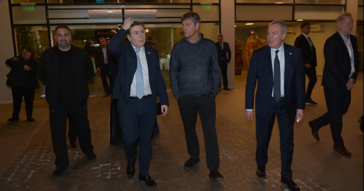 Mario Pergolini recorrioacute el Centro Cultural del Bicentenario junto a Eliacuteas Suaacuterez y Gerardo Zamora