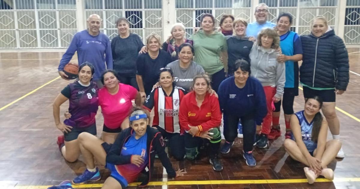 Un fin de semana de fiesta para el maxibaacutequet femenino