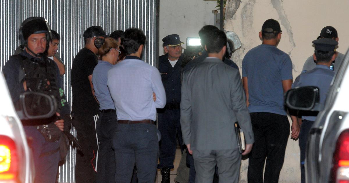 Ladrones amenazan a empleada y escapan con la recaudacioacuten