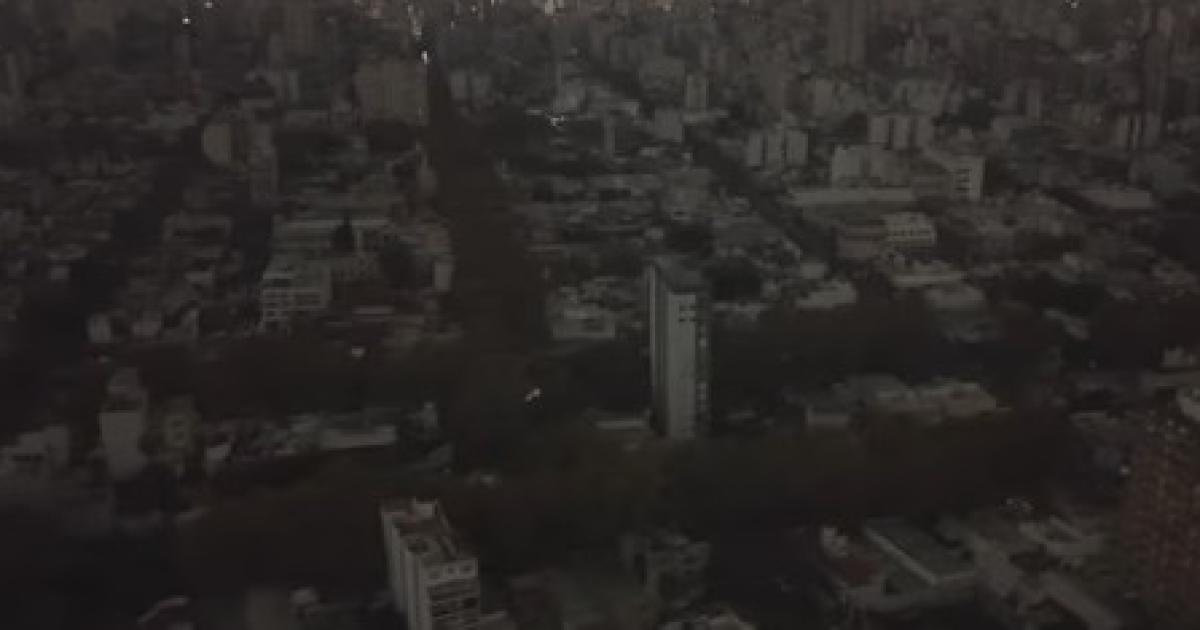 El apagón afectó a miles de usuarios Foto- Agencia NA (Captura)