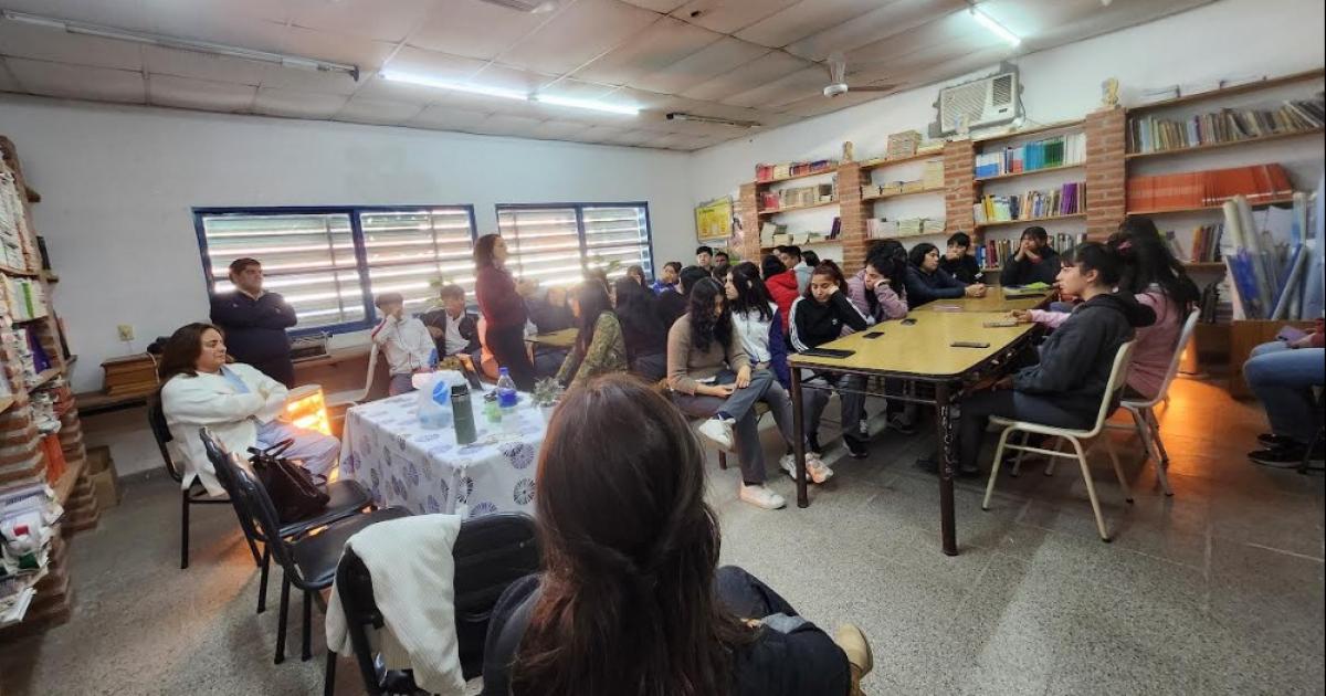 Rotary Autonomiacutea desarrolloacute una jornada sobre salud emocional y ansiedad ante evaluaciones escolares