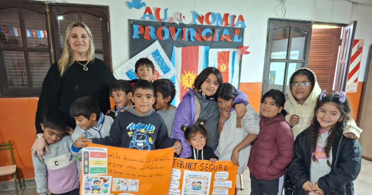 Ofrecen charlas sobre educacioacuten digital y vulneracioacuten de derechos