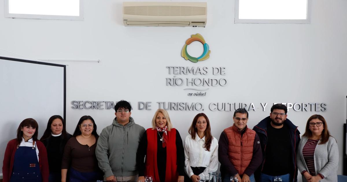 Las Termas de Riacuteo Hondo presentoacute la 2ordf edicioacuten de Sabores y Tradiciones