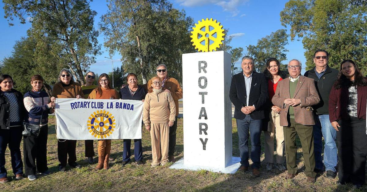 Dan bienvenida socios del Rotary Club de la Ciudad de Meacutexico