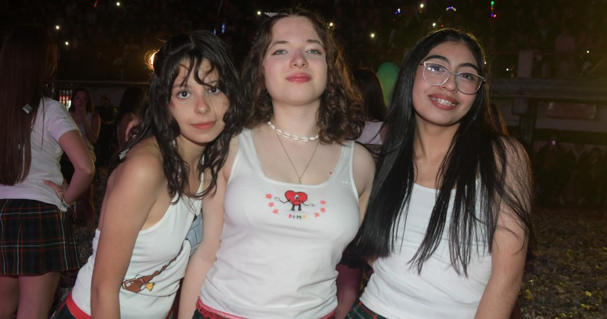 PRESENTACIOacuteN DE BUZOS DEL BELEacuteN