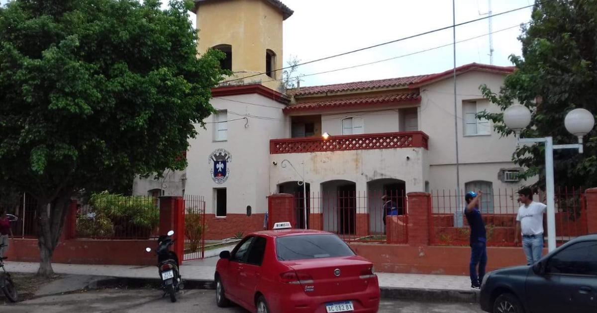 Termentildeo ofrece por Facebook mesa y estafan a suegra en 5M