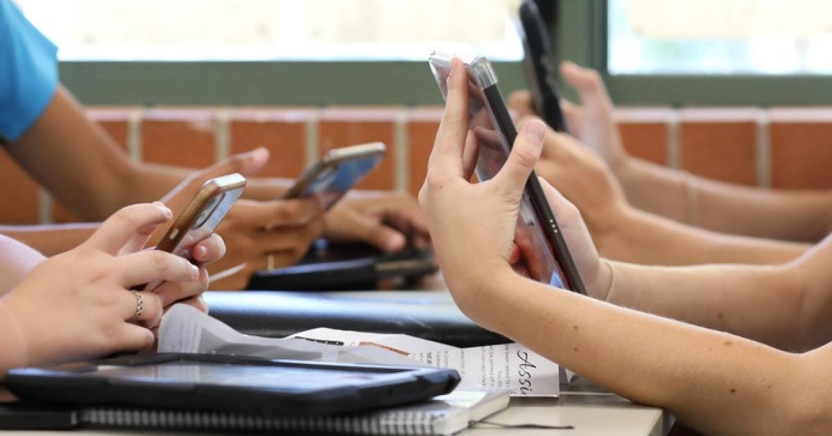 El costo de la telefoniacutea celular crece maacutes raacutepido que la inflacioacuten y supera 30-en-porciento- en el primer semestre