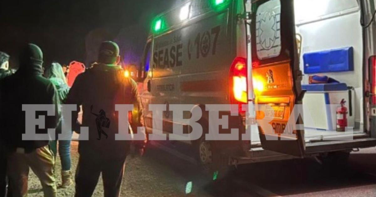 Motociclista santiaguentildeo pierde parte de una pierna en horrendo choque en la R9