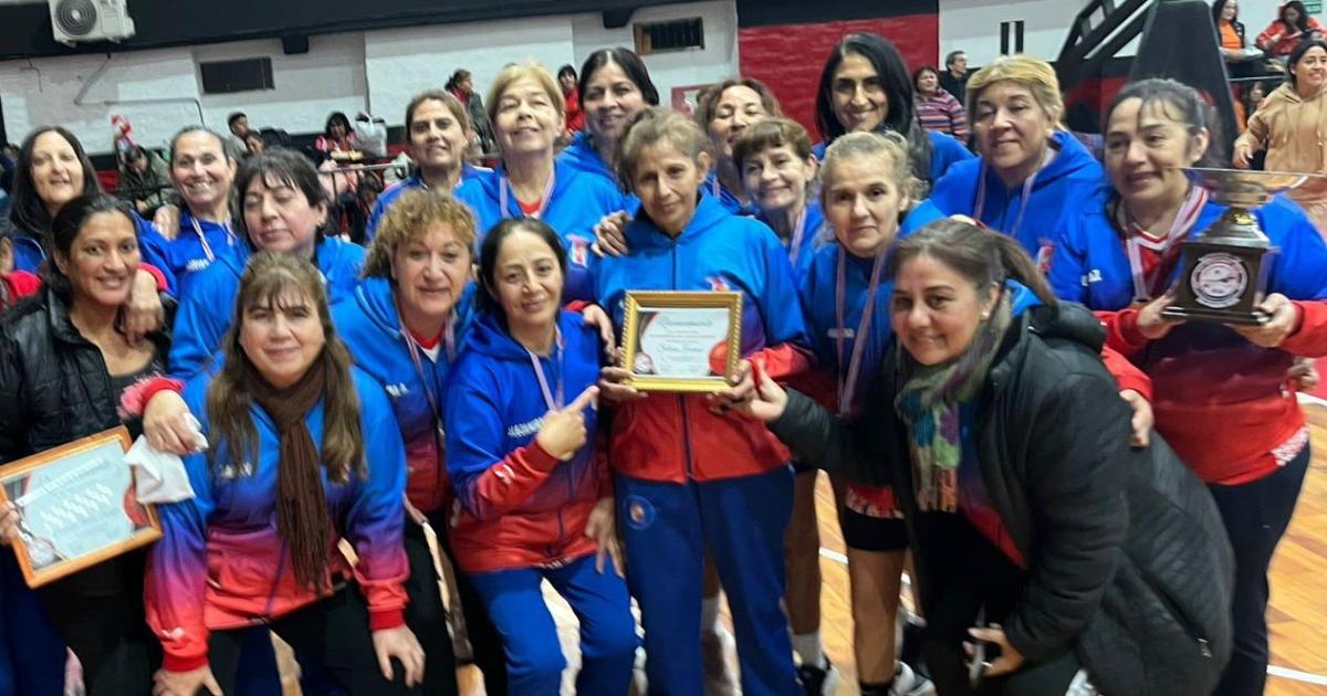 Las jujentildeas arrasaron con todo en el Torneo Regional