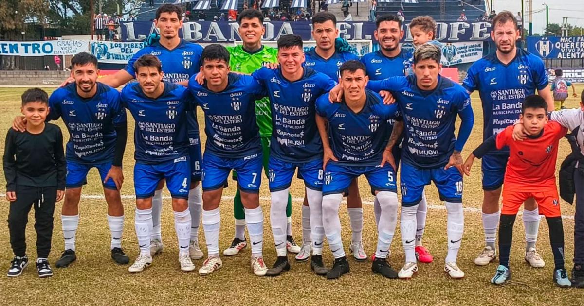 Sarmiento goleoacute a Boca Unidos y sale del fondo de la tabla