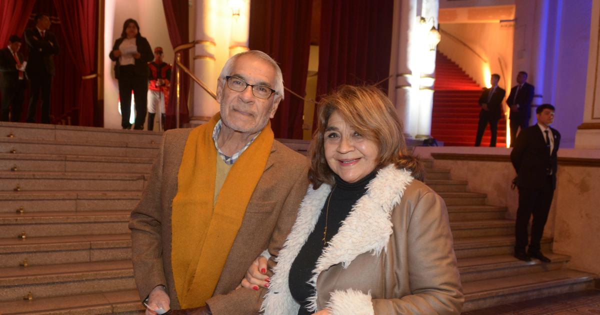 EMOTIVA VELADA PATRIA EN EL TEATRO