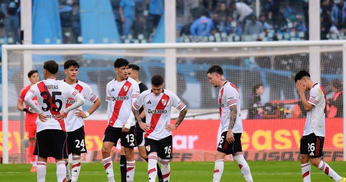 River piensa en una reestructuracioacuten casi masiva en el plantel superior