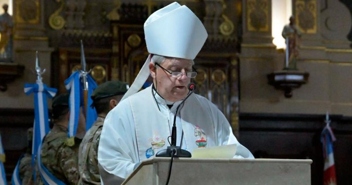 Martiacutenez Ossola instoacute a honrar a la Generacioacuten de Mayo