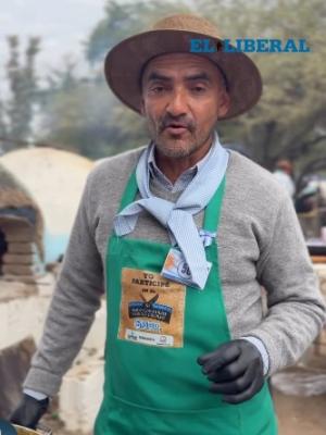 VIDEO  XI CONCURSO NACIONAL DE ASADO CON CUERO Y LOCRO EN SUMAMPA (P1)