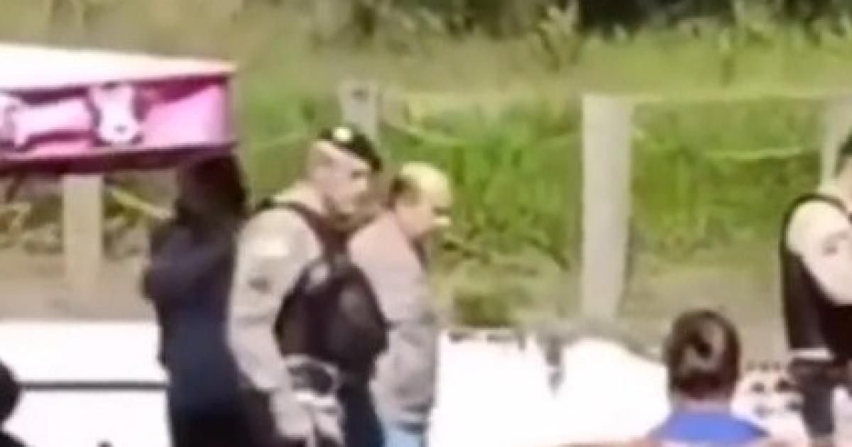 Esto va maacutes allaacute de racismo Santiaguentildeo preso en Brasil- fotografioacute a nintildeo y habloacute de esclavizarlo