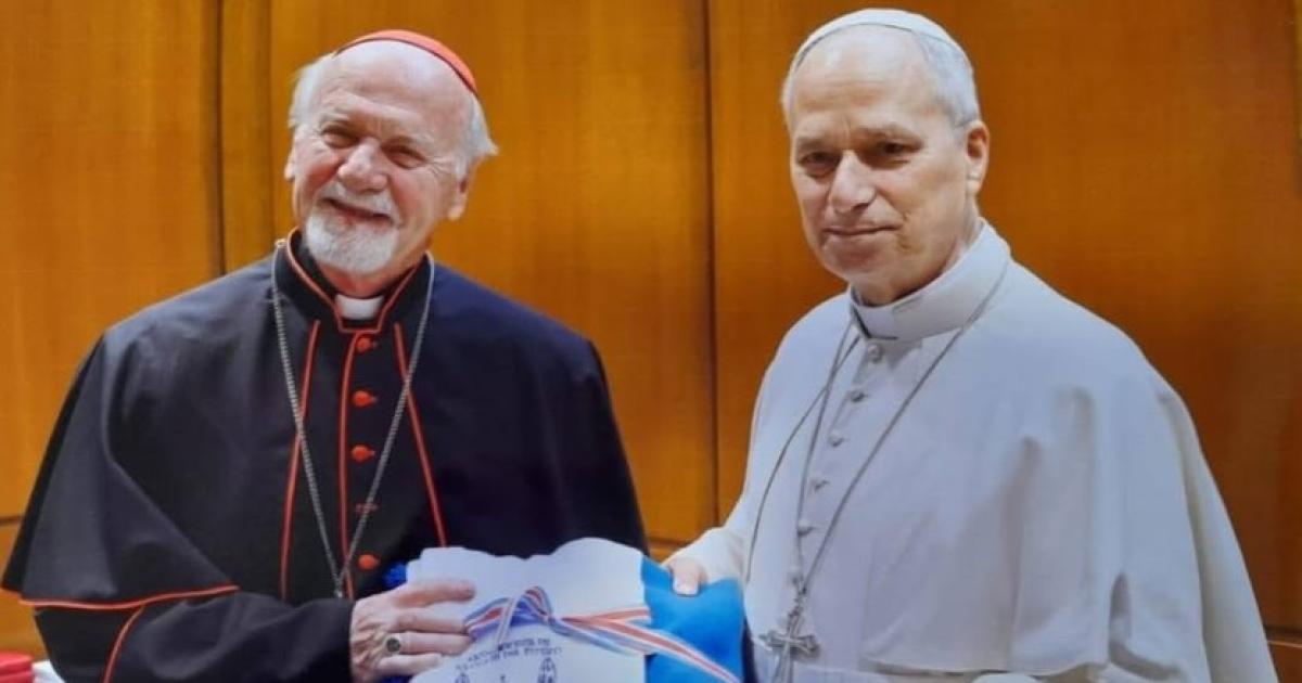 ENCUENTRO En enero de este año el cardenal primado Bokalic invitó al Papa a visitar la Argentina