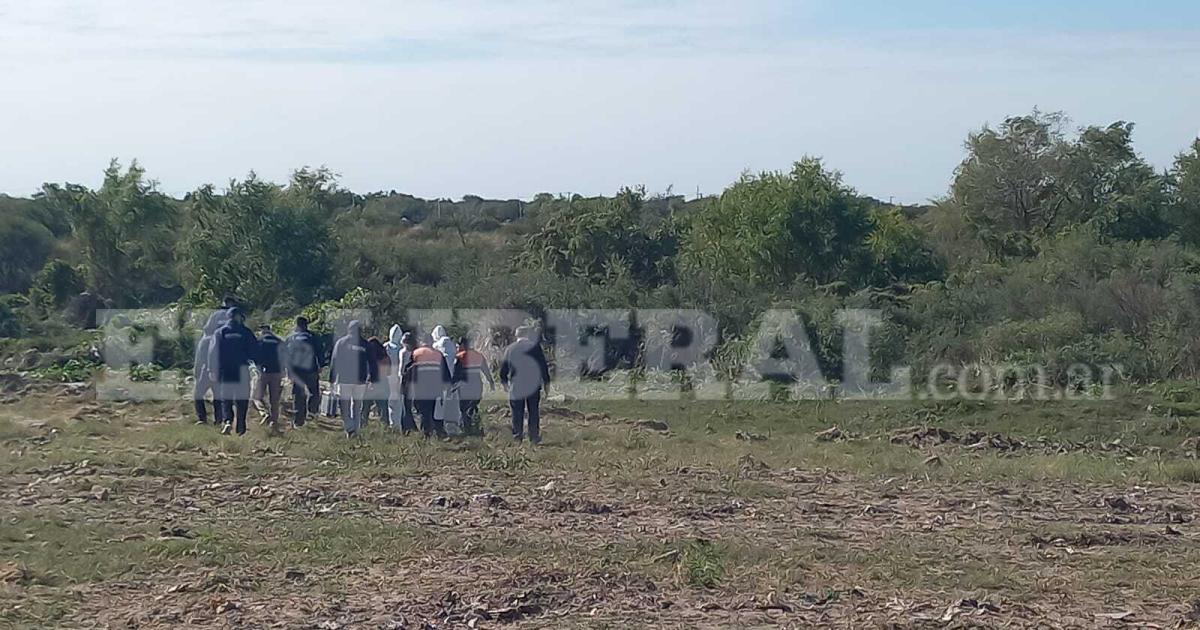 Drama e incertidumbre en la Costanera- hallan restos oacuteseos un DNI y la familia de un desaparecido espera respuestas