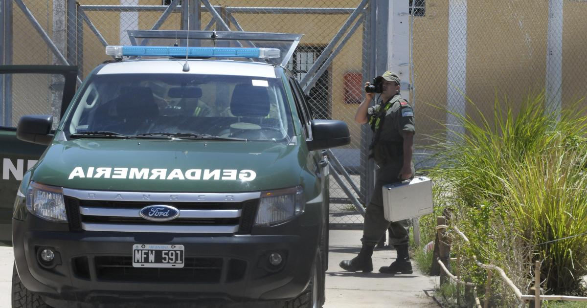 NEGOCIO BLANCO- Para la Justicia Pericón (esposo de Domínguez) y Ra�l Alejandro Toledo digitaban el negocio desde la c�rcel de Colonia Pinto Afuera las mujeres obedecían sus indicaciones