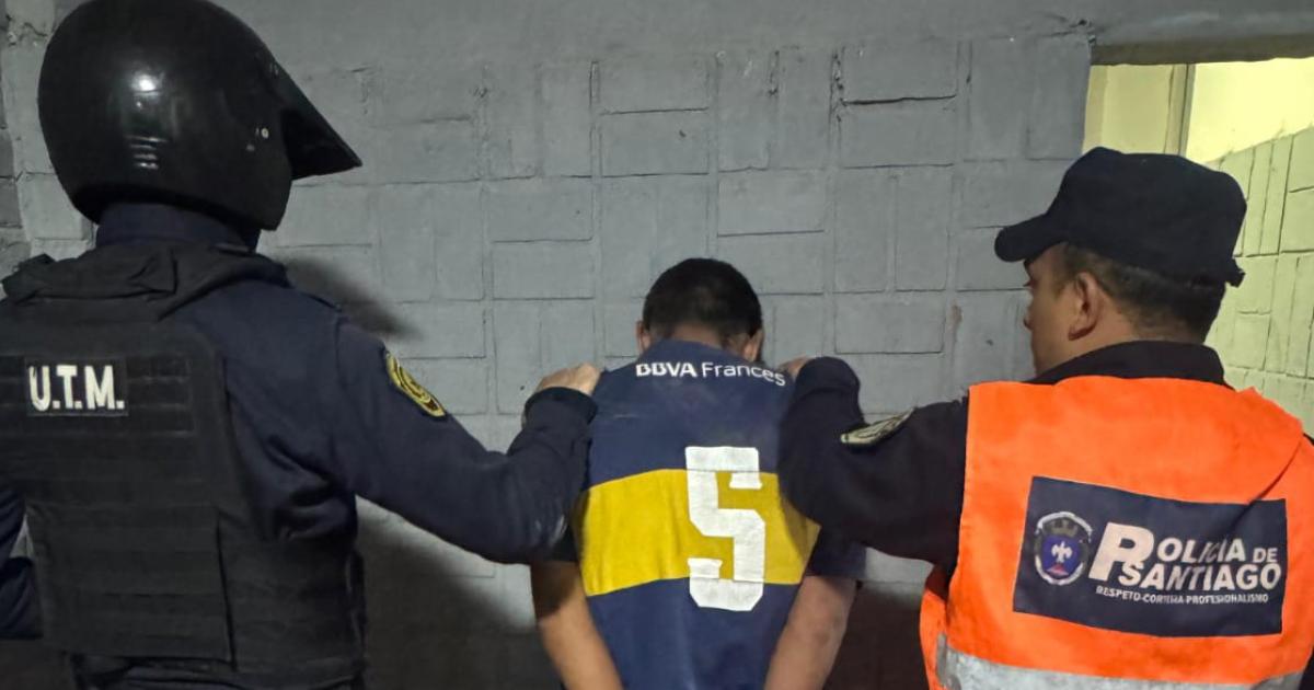 Fue sorprendido robando amenazoacute a la policiacutea con un cuchillo y fue aprehendido