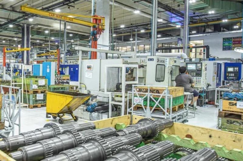 Retrocedioacute la actividad de la economiacutea un 7-en-porciento-