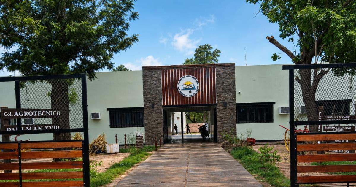 Colegio secundario de Los Pirpintos se prepara para celebrar su 38deg aniversario