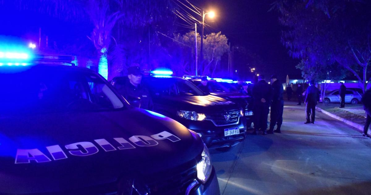Delincuentes armados asaltaron un drugstore y llevaron casi  500 mil