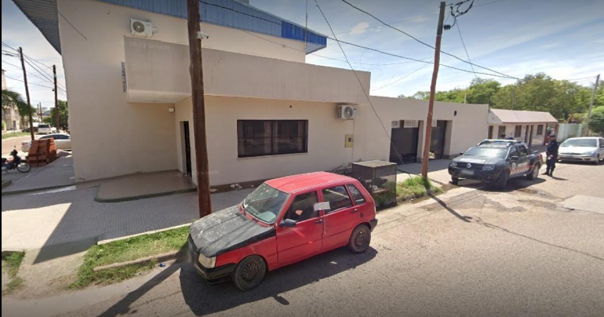 Asaltoacute un suacuteper no obtuvo dinero pero escapoacute con un fernet y una gaseosa