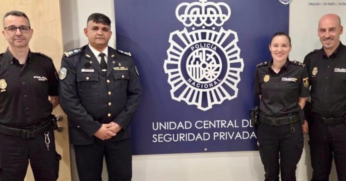 El gobierno provincial continuacutea impulsando la capacitacioacuten internacional de la Policiacutea de Santiago