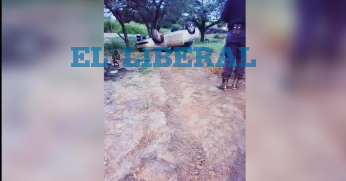 Vuelco en la Ruta 89- cinco docentes resultaron heridos cuando iban a trabajar