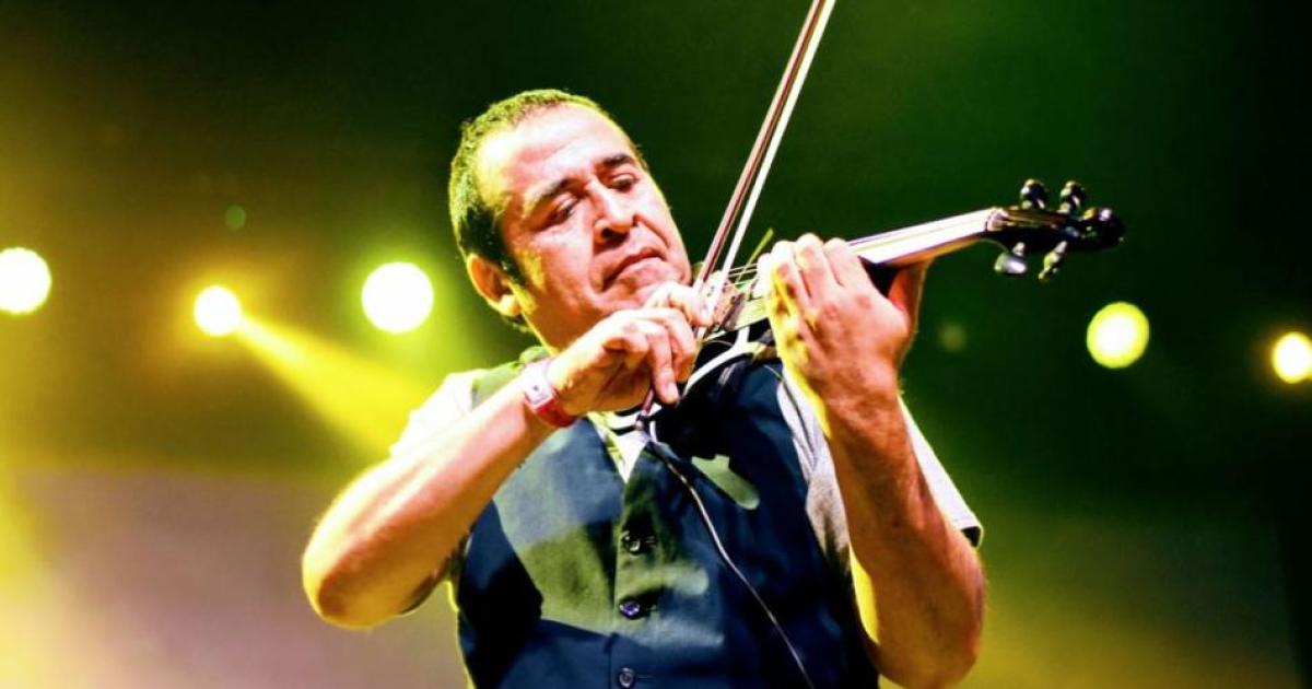 El violiacuten vuelve a sonar en casa con Neacutestor Garnica